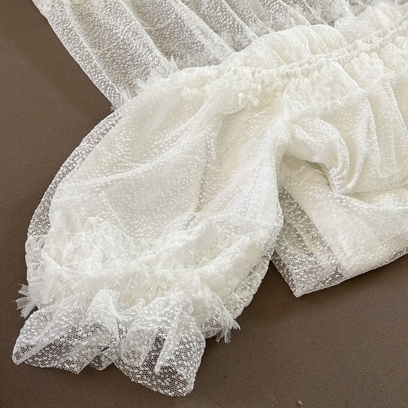 Lacey white boho dress. Women’s small . Never worn - Picture 4 of 4
